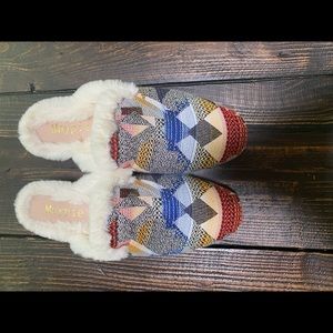 Knit mules